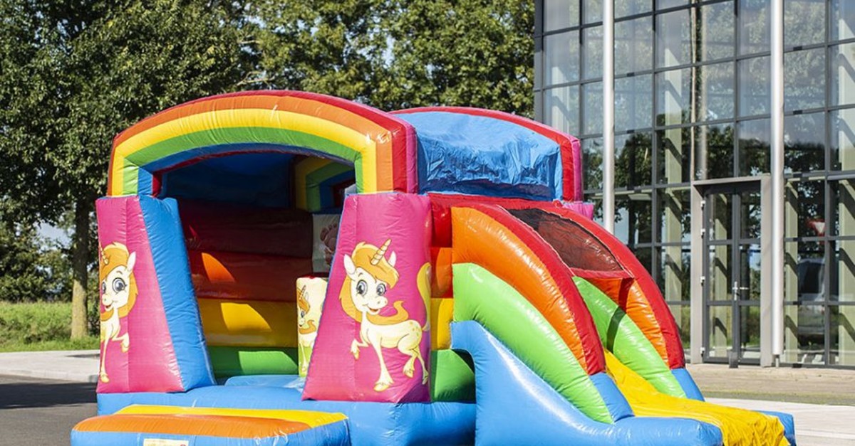 Hüpfburg Mini Mini Einhorn mit Rutsche - Hüpfburg-Shop.de