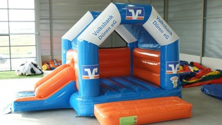 H Hüpfburg Volksbank Düren 