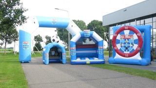 A Aufblasbare Spielpaket PEC Zwolle 