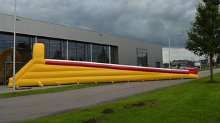 A Rollenrutsche Rot Gelb 