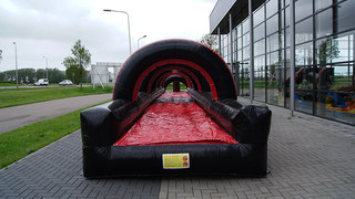 A Bauchrutsche Schwarz Rot 
