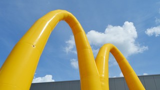 B Torbogen McDonalds 