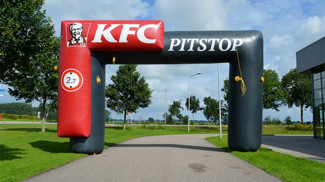 B Torbogen KFC 