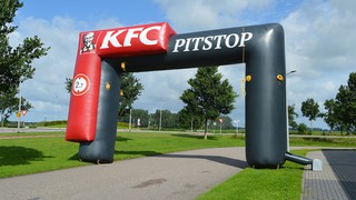 B Torbogen KFC 