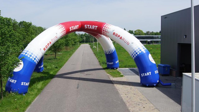 B Torbogen Roparun 