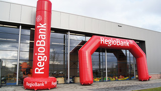 B Torbogen RegioBank 