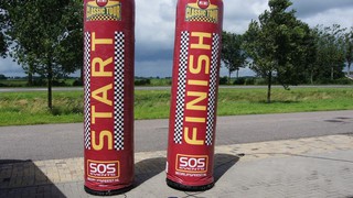 B Werbesäule Start and Finish 