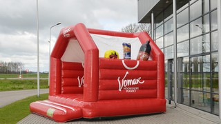 H Hüpfburg Vomar 