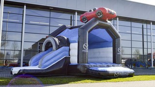 H Hüpfburg Mazda Multifun 