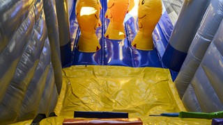 A Hindernisparcours Schiff 