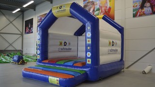 Schreuder Hüpfburg 