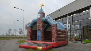 Echenforde Kirche Hüpfburg 