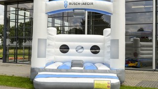 Busch Jaeger Hüpfburg 
