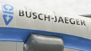 Busch Jaeger Hüpfburg 