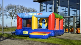 Rainbow Kids Hüpfburg 