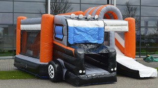 Hüpfburg Multiplay Chauffeurdienste 