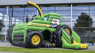 Traktor De Pijp Hüpfburg 