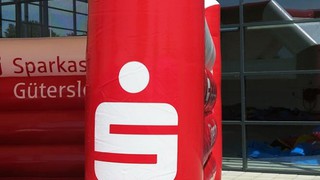 H Hüpfburg Sparkasse Gütersloh 