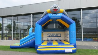 H Hüpfburg Swym 