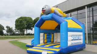 H Hüpfburg Swym 