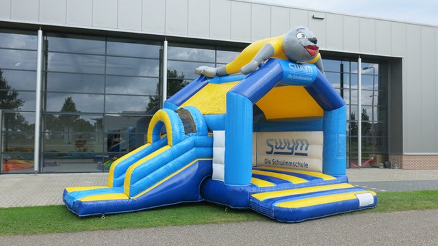 H Hüpfburg Swym 