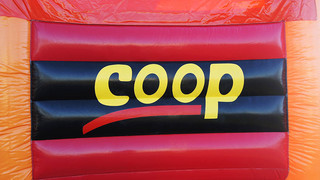 H Hüpfburg Coop 