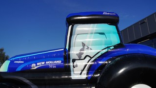 H Traktor New Holland 