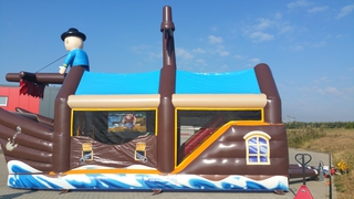 Piratenschiff August  