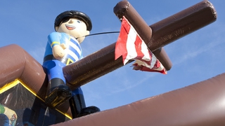 Hüpfburg Shooter Piratenschiff