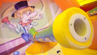 Hüpfburg Shooter Zirkus