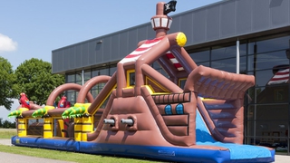 Hindernisparcours Piratenschiff