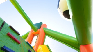 Hindernisparcours Fussball