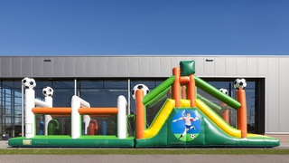 Hindernisparcours Fussball