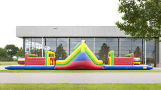 Hindernisparcours Bunt