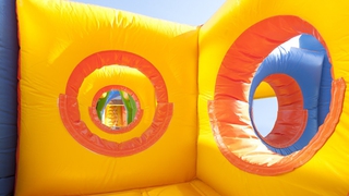 Hindernisparcours Bunt