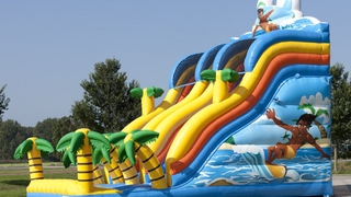 Riesenrutsche Surfer
