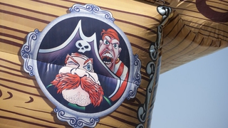 Riesenrutsche Piratenschiff