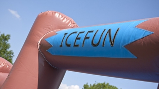 Riesenrutsche Super Eisbär