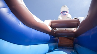 Riesenrutsche Super Eisbär