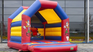  Hüpfburg Standard A Frame Zirkus 