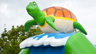  Hüpfburg Super Schildkröte 