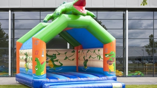  Hüpfburg Super Kroko 