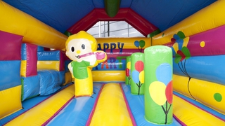  Hüpfburg Multifun Party 