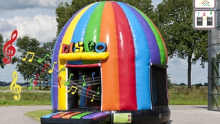  Hüpfburg Discofun Regenbogen 