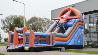 Riesenrutsche Flugzeug Super 