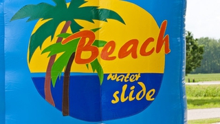 Riesenrutsche Strand Super 