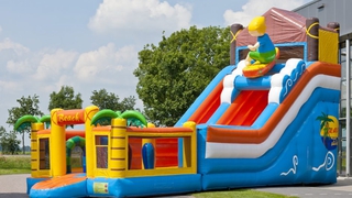 Riesenrutsche Strand Super 