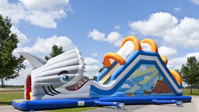 Rutsche Shark Attack 