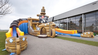 Megarutsche Piratenschiff 