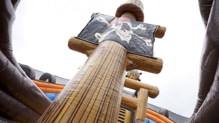 Megarutsche Piratenschiff 